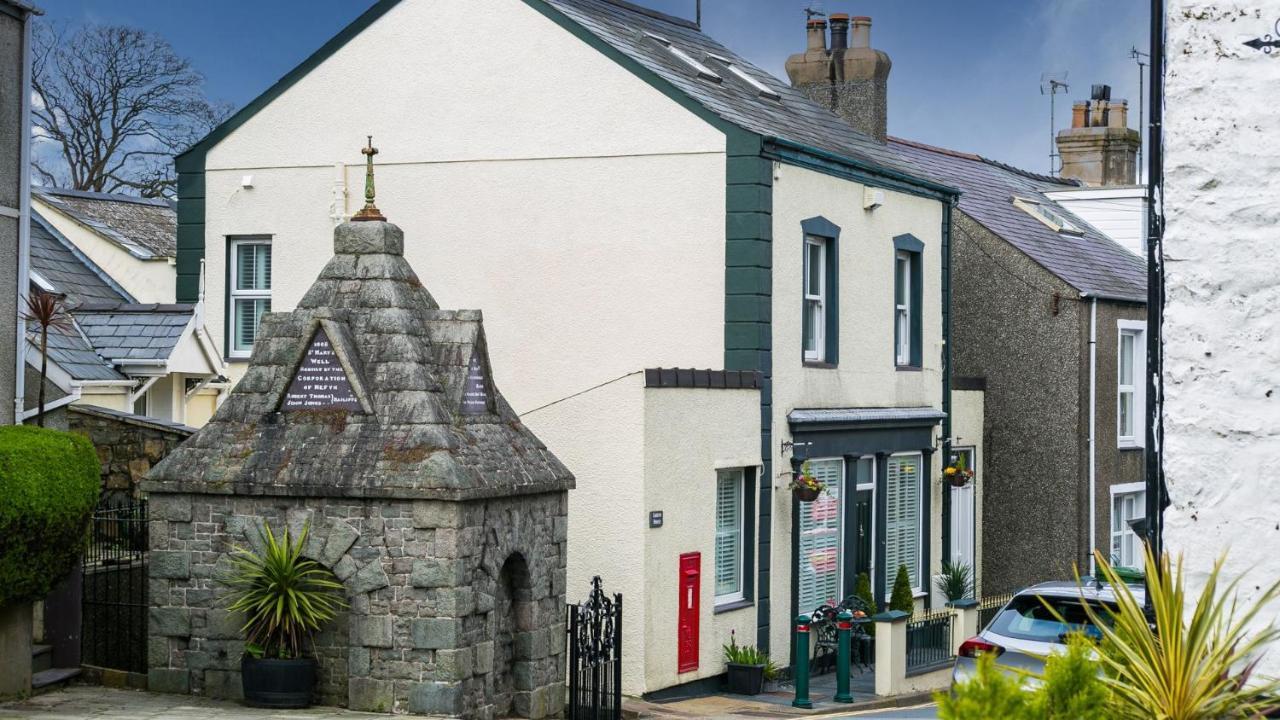 Hen Bost Holiday home Nefyn